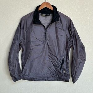 Vintage Women's Mountain Hardwear Thin Rain Jacket Size 8 Gray